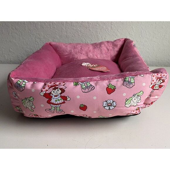 Strawberry Shortcake Small Dog Cat Pet Bed 20 X 16 X 6 Inches Pink Nesting NEW - Picture 12 of 15
